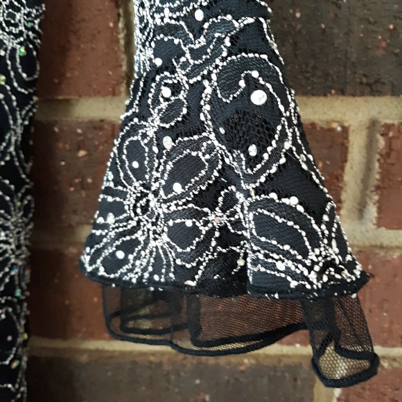 Black Sparkling Holiday Top  Petite Medium - Picture 5 of 8